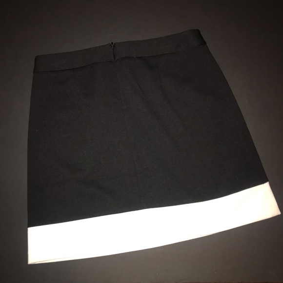 Laundry By Shelli Segal Dresses & Skirts - Laundry color block skirt Laundry By Shelli Segal Dresses & Skirts - Laundry color block skirt